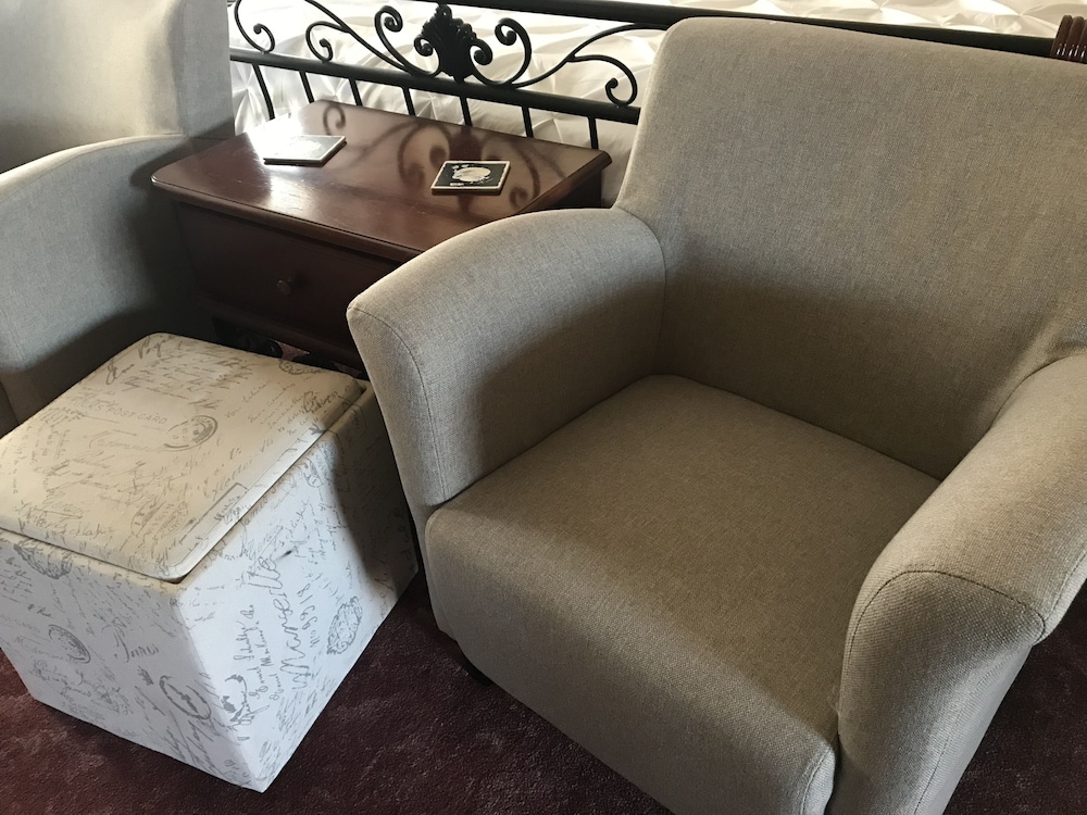 Castle Creek B&B