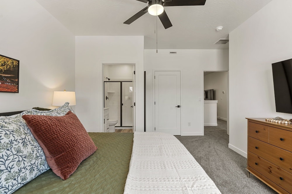Red Rock Trails 4 Bedroom Townhouse