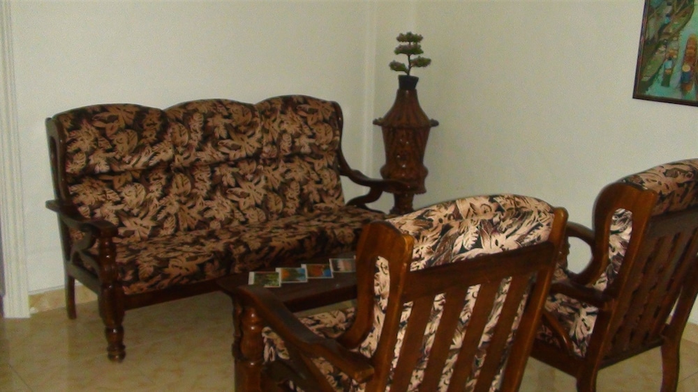 Villa De Rosh
