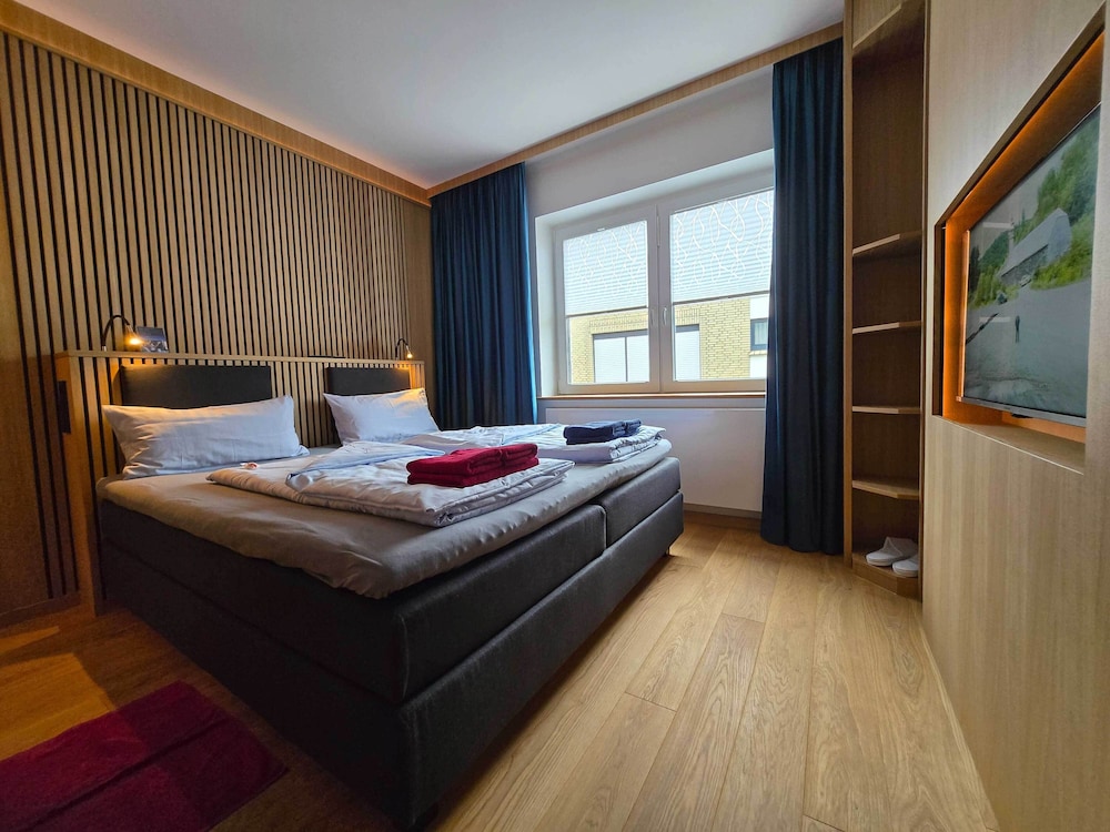 ney.land apartments