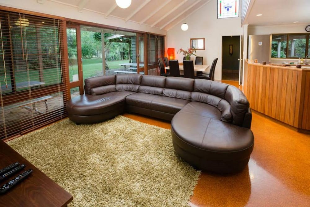 Mt Glorious Getaways