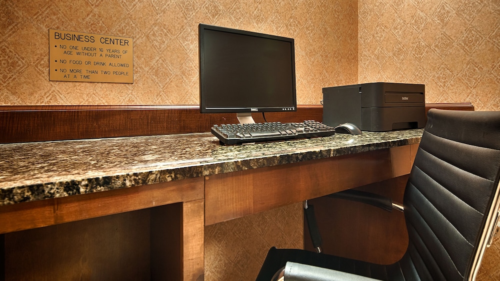 Quality Inn & Suites West Helena