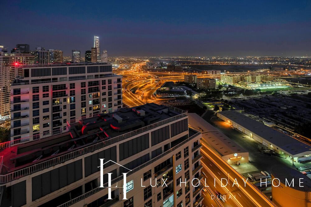 LUX The Ultimate Marina View Suite