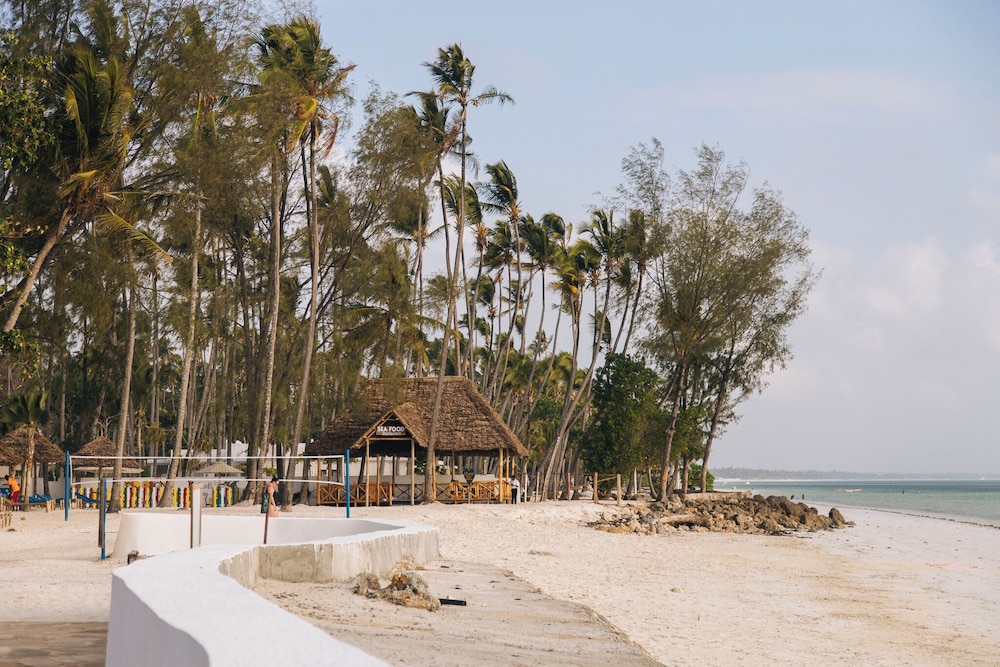 Royal Mandarin Hotel & Resort