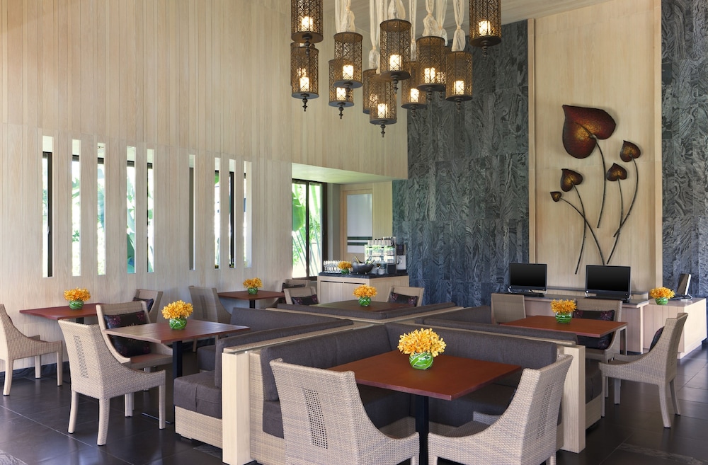 Dusit Thani Krabi Beach Resort 16