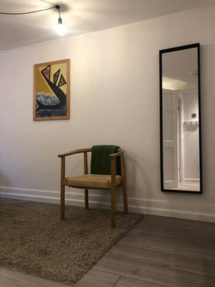 Immaculate 2-bed Loft, St Ives 2 min From Beach view 3