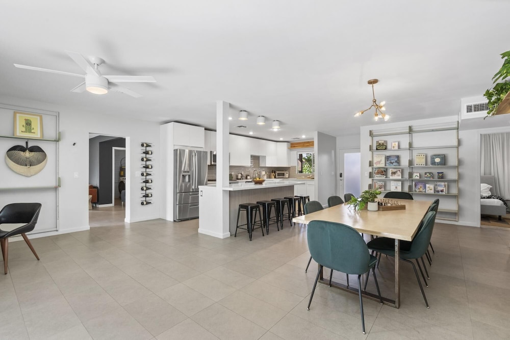 Mid Century Stunner by Homeslice Stays