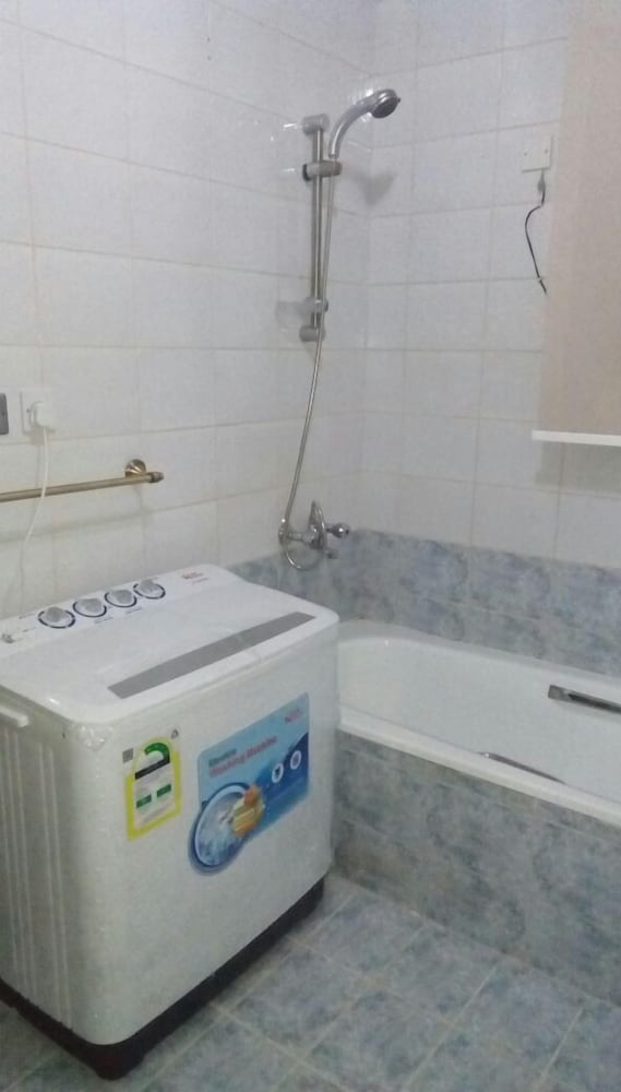 Al Raha Garden Furnished Apartments 2