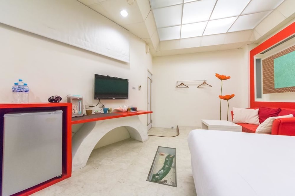 Found Hostel