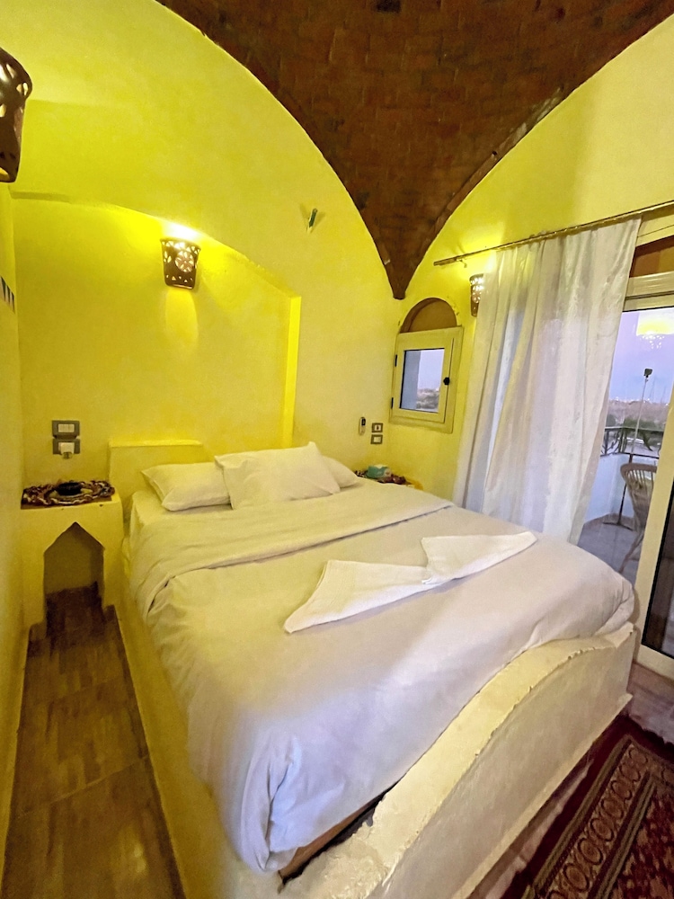 Casa Nile View Rooms - Nubian hotel