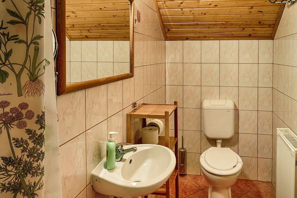 Erdei Guesthouse