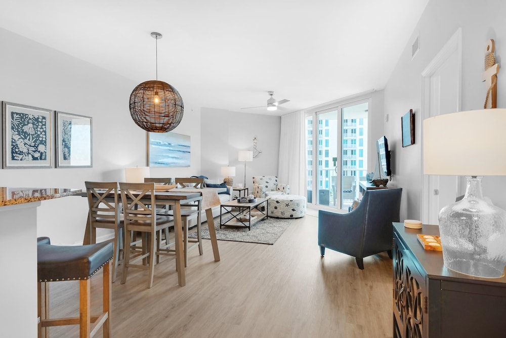 Palms Resort #2711 Jr. 2BR