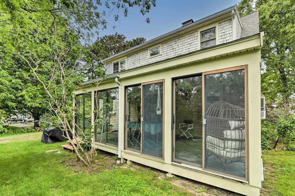 Hyannis Vacations - Lovely Hyannis Cottage - Walk to Beach  Main St! - Property Image 15