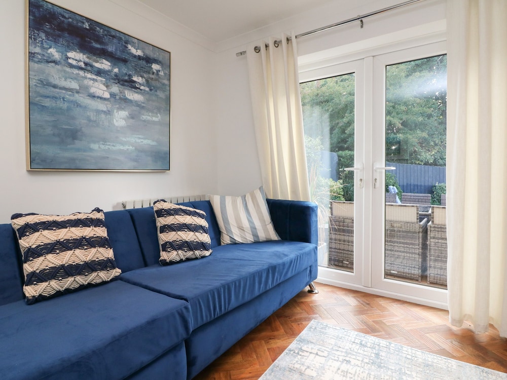 4 Woodland Park
