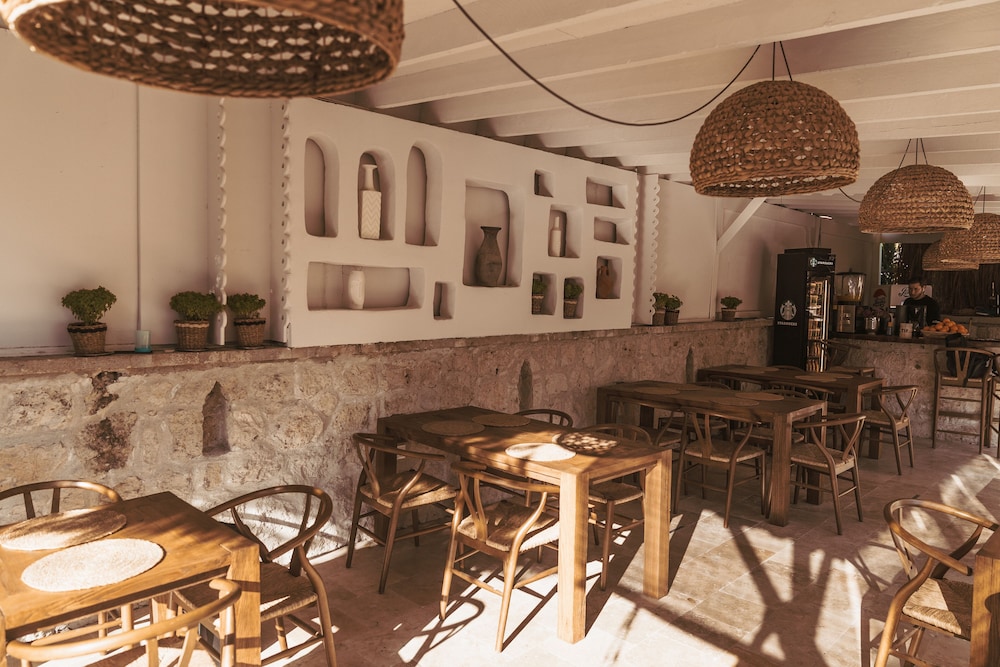 Art Alacati - Image 8
