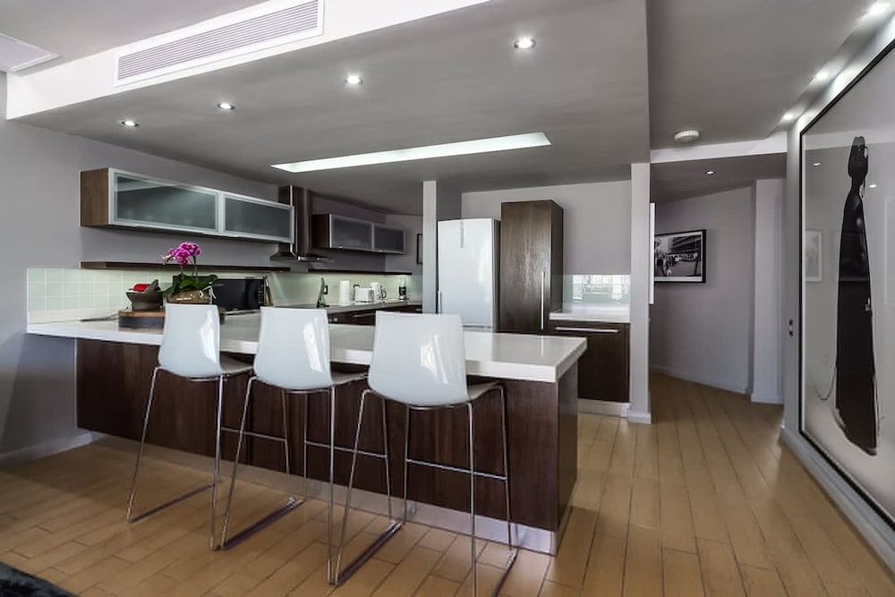 Art Apartment 1304 in Cape Town