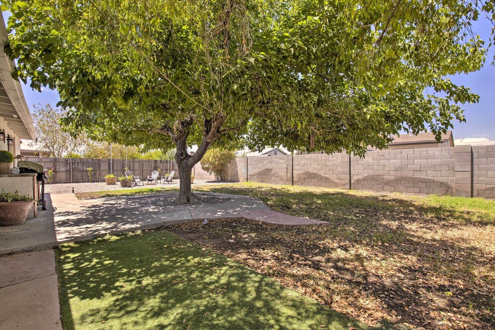 Pet-friendly Peoria Home: Patio, Grill & Foosball! view 2