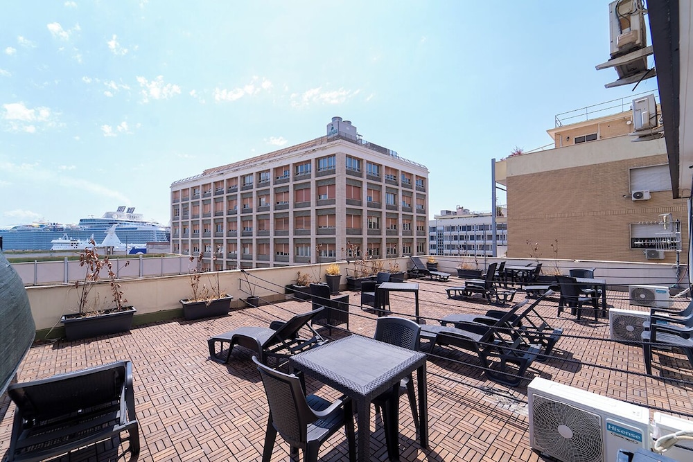 P.C. BOUTIQUE SEA VIEW NAPOLI CENTRO by ClaPa Group Dislocated Hospitality