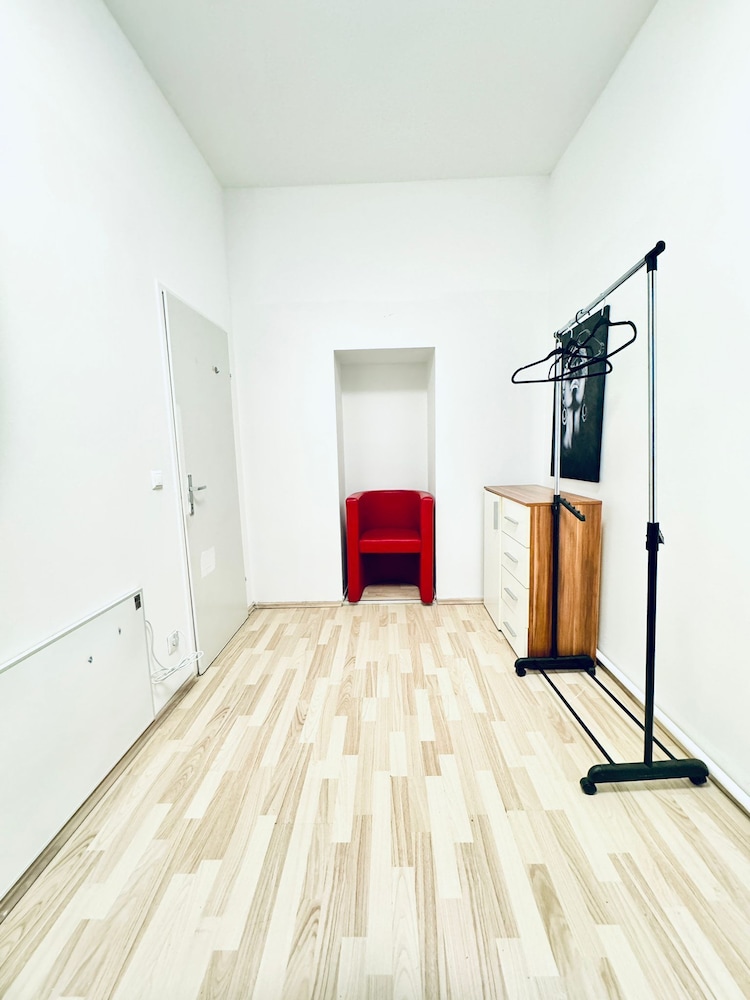 3BR Stay for 6P Near FAC Platz
