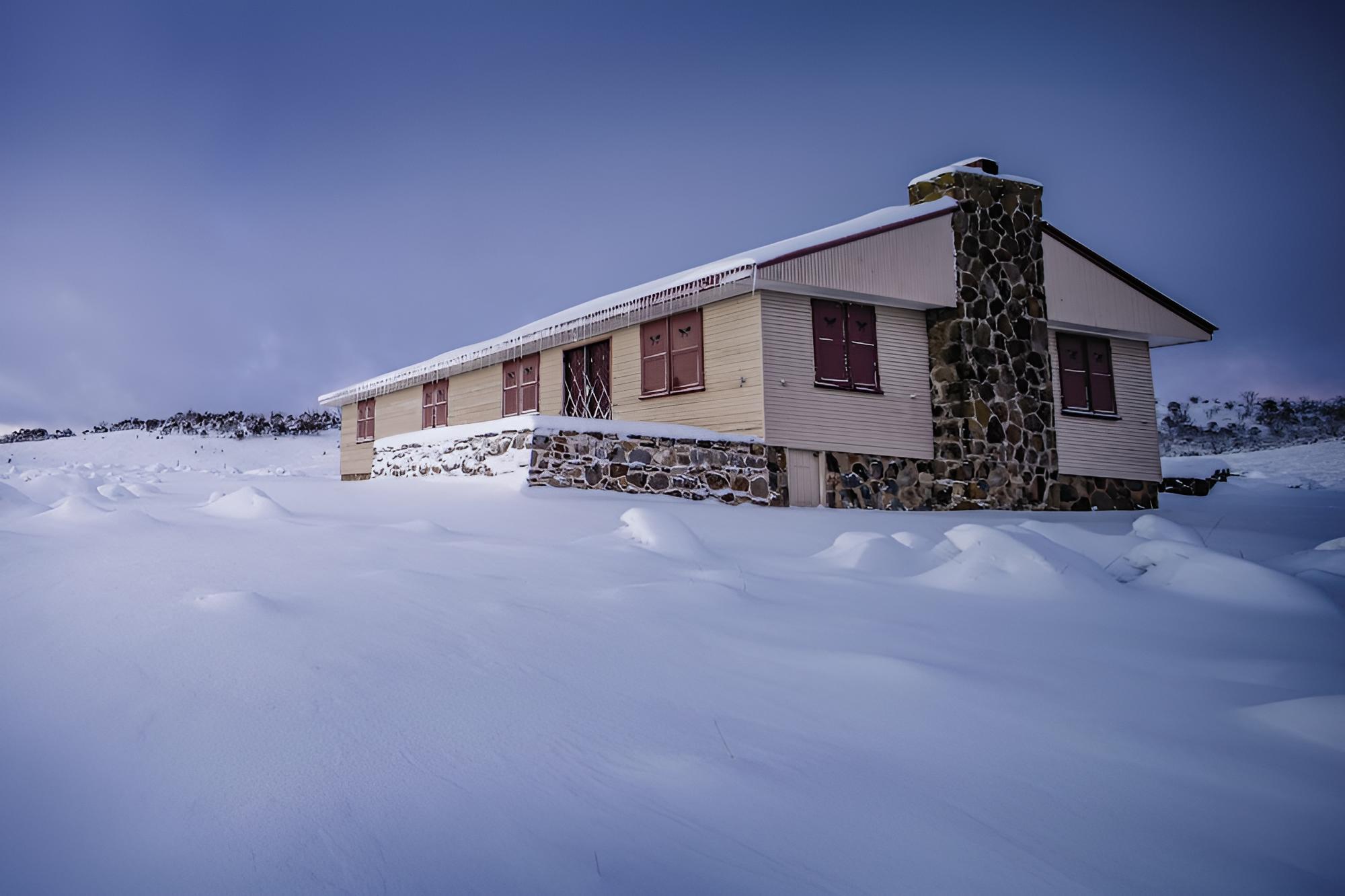 Wolgal Hut