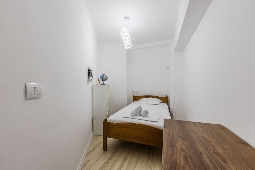 Spacious Stay in the Heart of Tirana