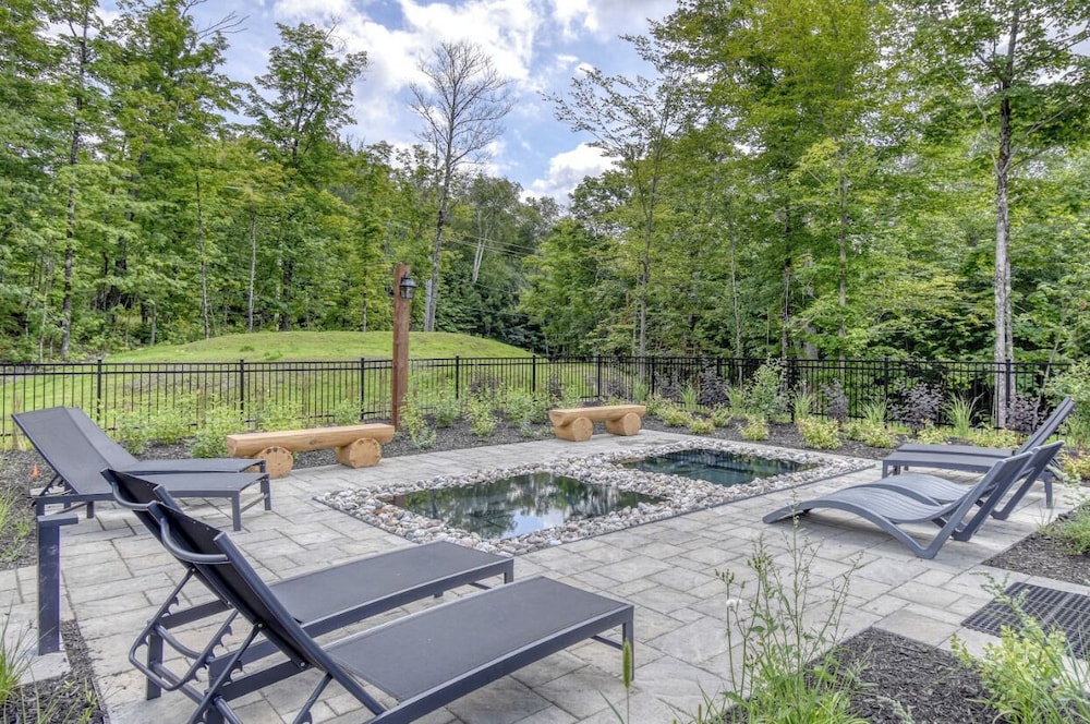 Mont-Tremblant Vacations - 102 Verbier Building 7 - Alpinhaus - Property Image 8