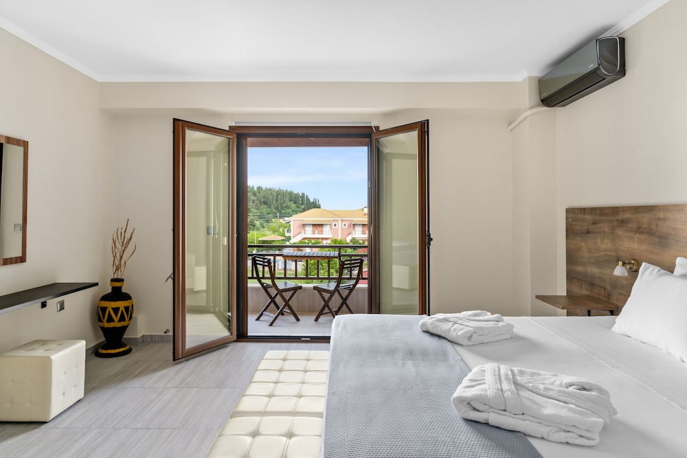 The Dandy Villas Sivota view 4