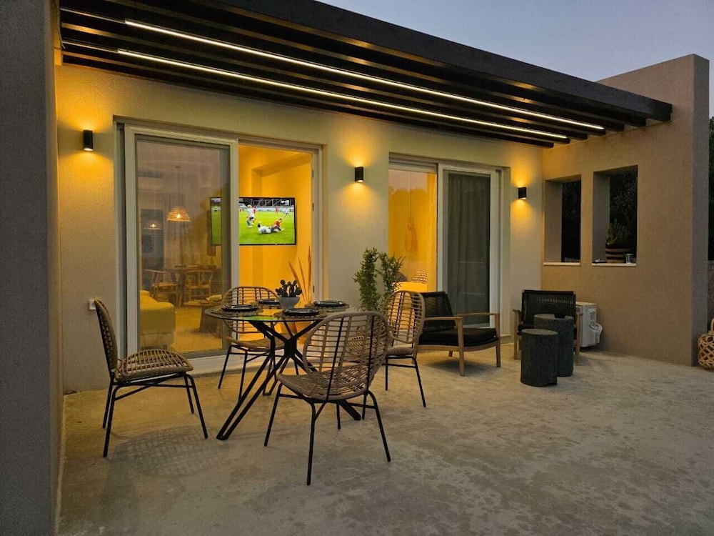 JM Dēos Suites