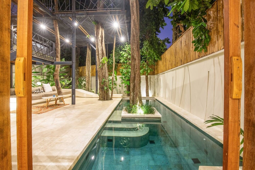 BA Villa 10 2 BR Stylish 2-br Villa With Pool 800m Canggu Beach
