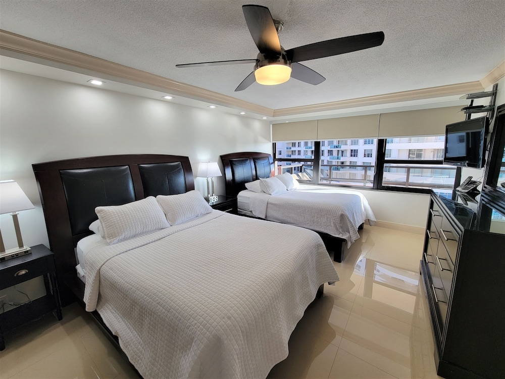 Alexander 81921 6 Bedroom Apts