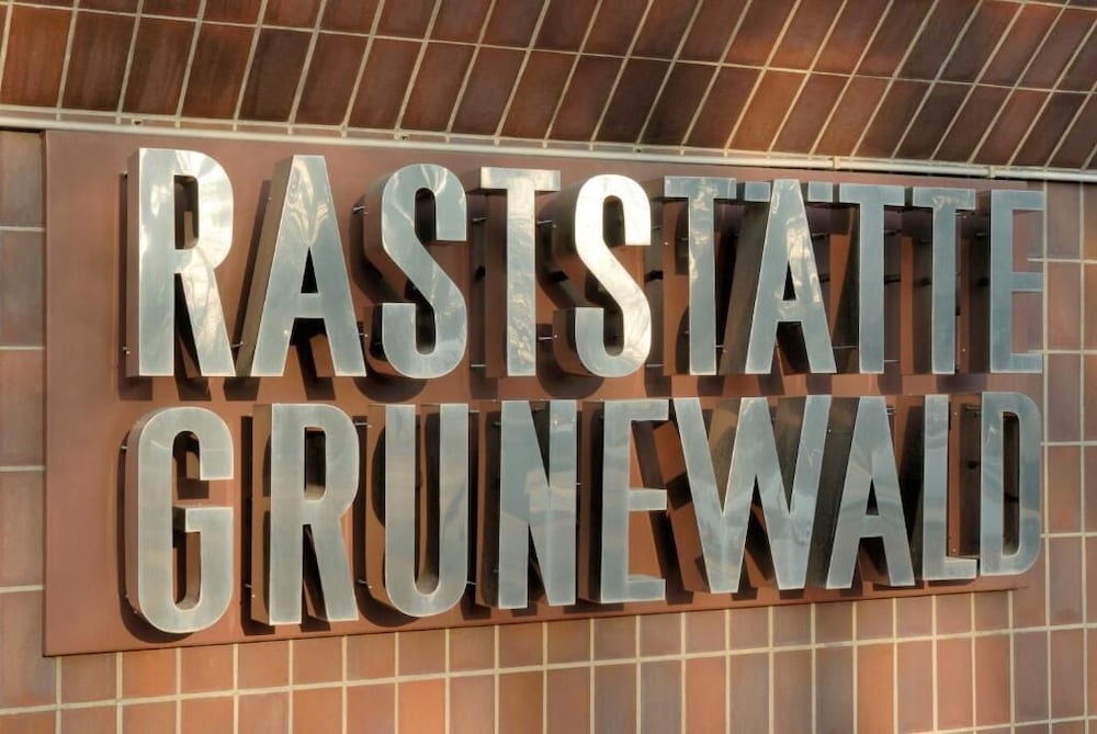 Berlin Vacations - Motel  Rasthof Grunewald - Property Image 10