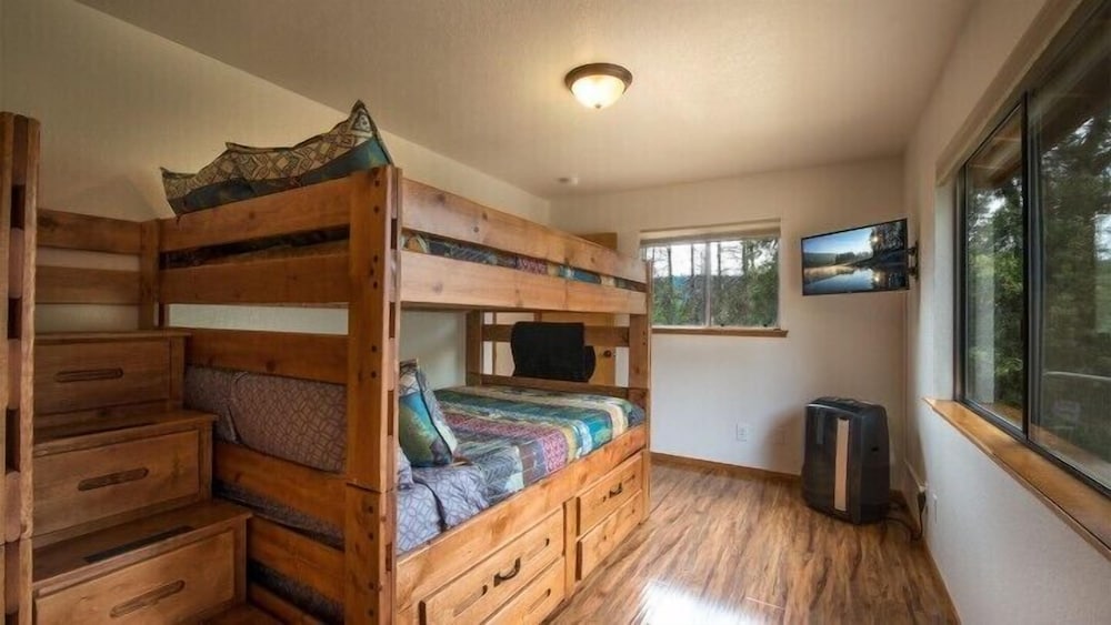 Scenic Wonders Frontiersman 3 Bd view 4