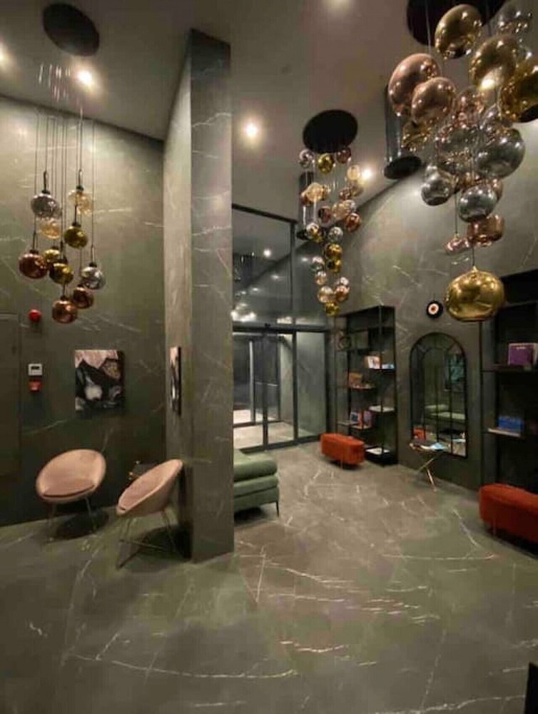 Modern Deluxe 1 1 Living Apartment Near Mall of Istanbul