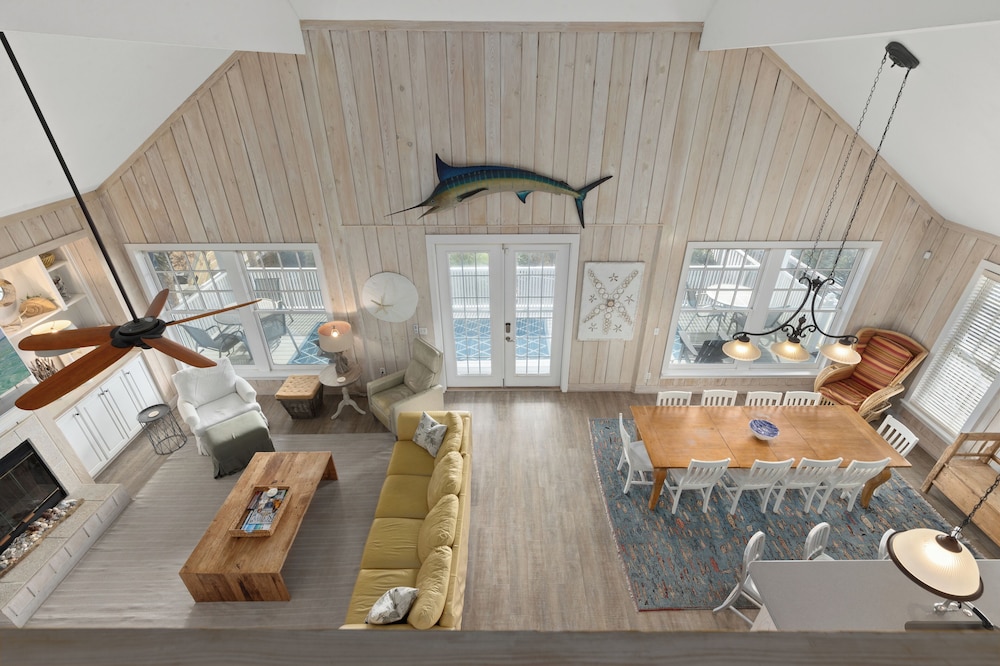 A Winterpast by the Sea - Gulf Front on 30A With Private Pool!