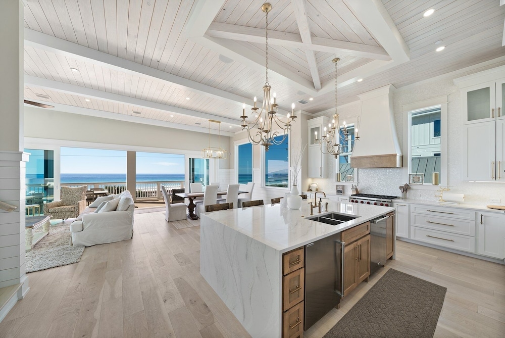 Pink Tequila Sunrise 7 Bedroom Home