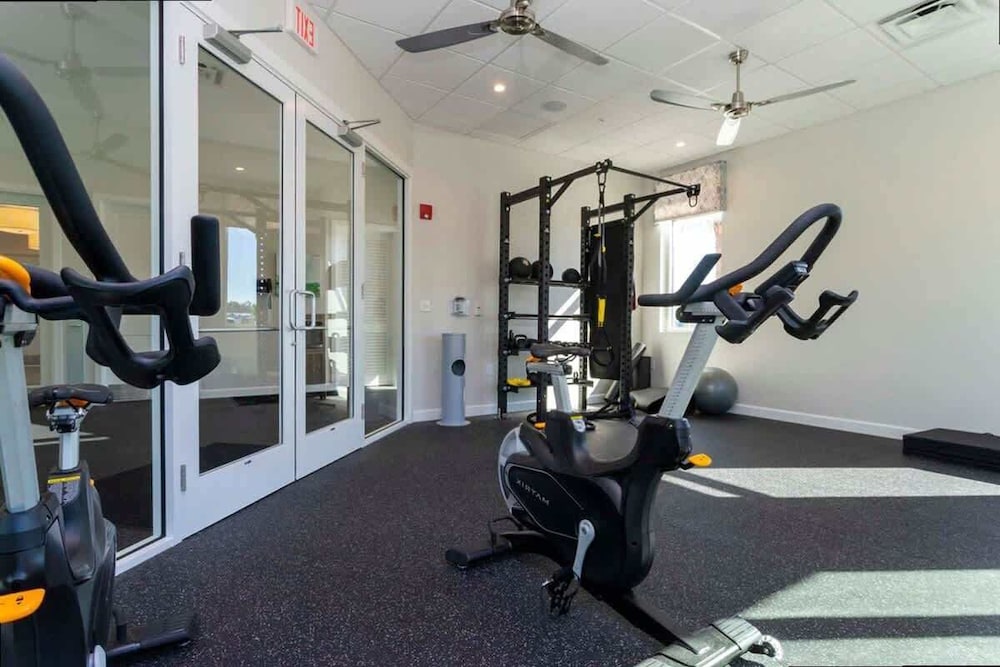 Luxe 5BR Villa Pool Game Room Minutes to Disney