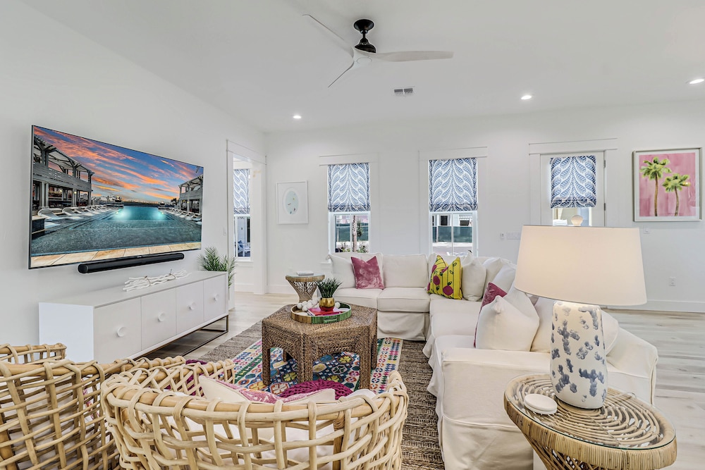 The Coastal Cottage 210esc-b