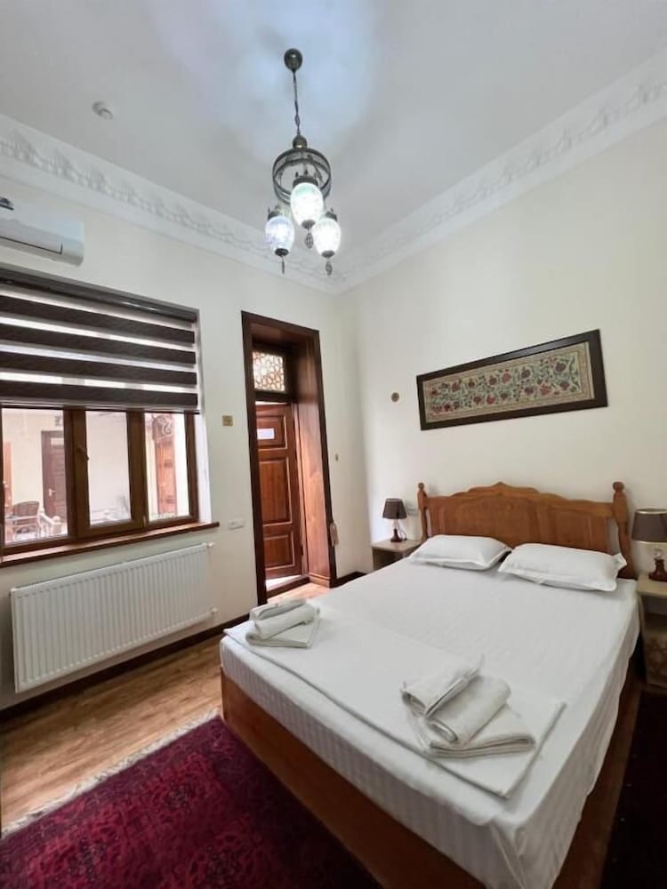 Hotel Poyi Kalon Terrace