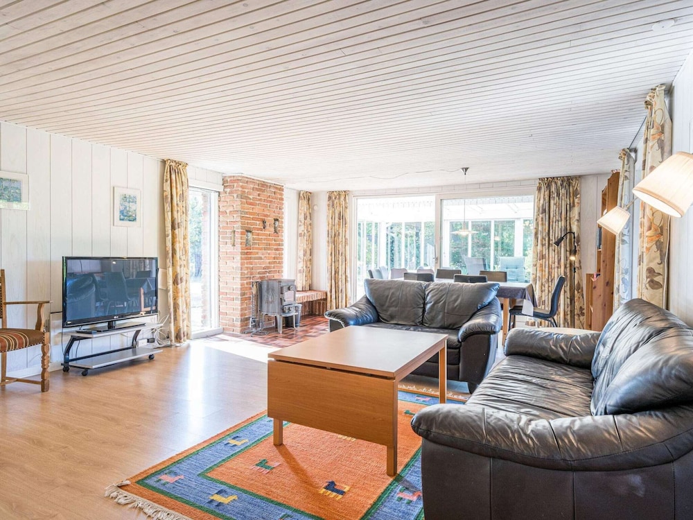 6 Person Holiday Home in Henne view 4