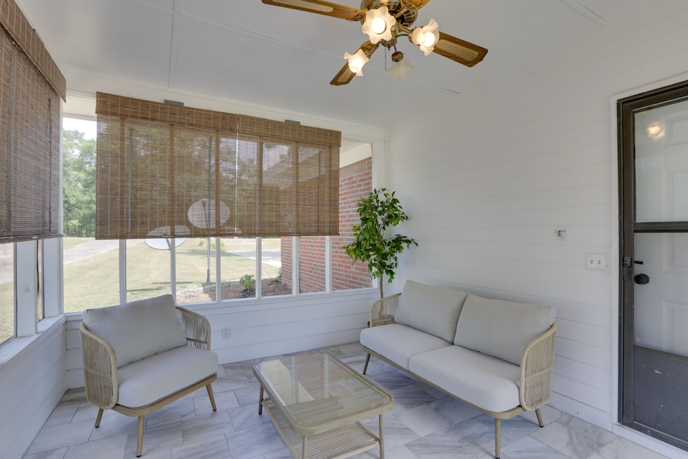Pet-friendly Slocomb Vacation Rental w/ Sunroom! - Property Image 10