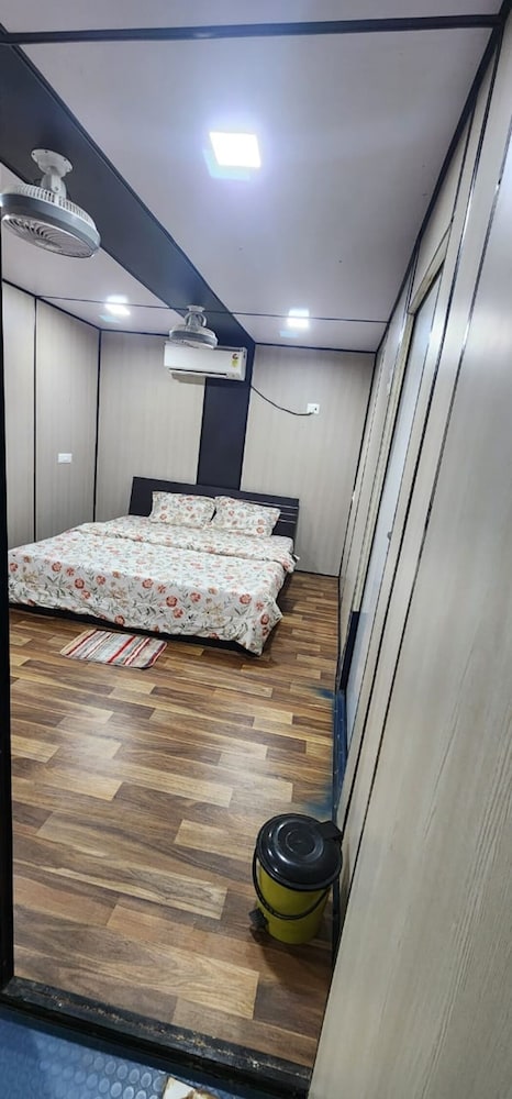 Aviator Resort