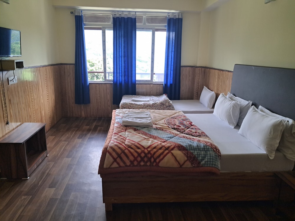 Khi Gha Thang Retreat