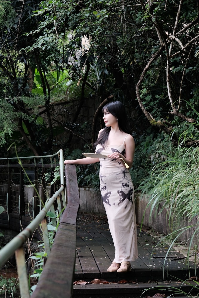 Miyue Shenzhen Tianlu Secret Wild Wizard Holiday Hotel