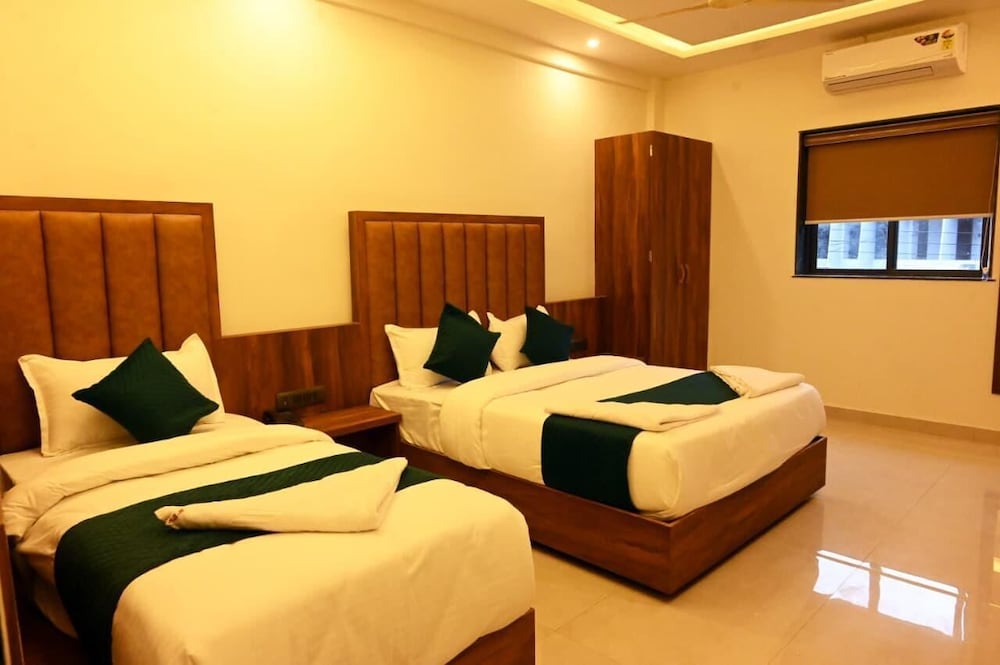 HOTEL SOUTH FOREST