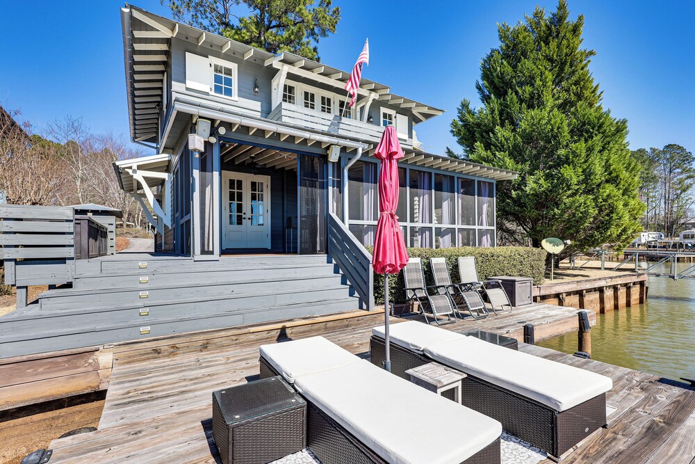 Lake Access & Boat Dock: Getaway in Dadeville!