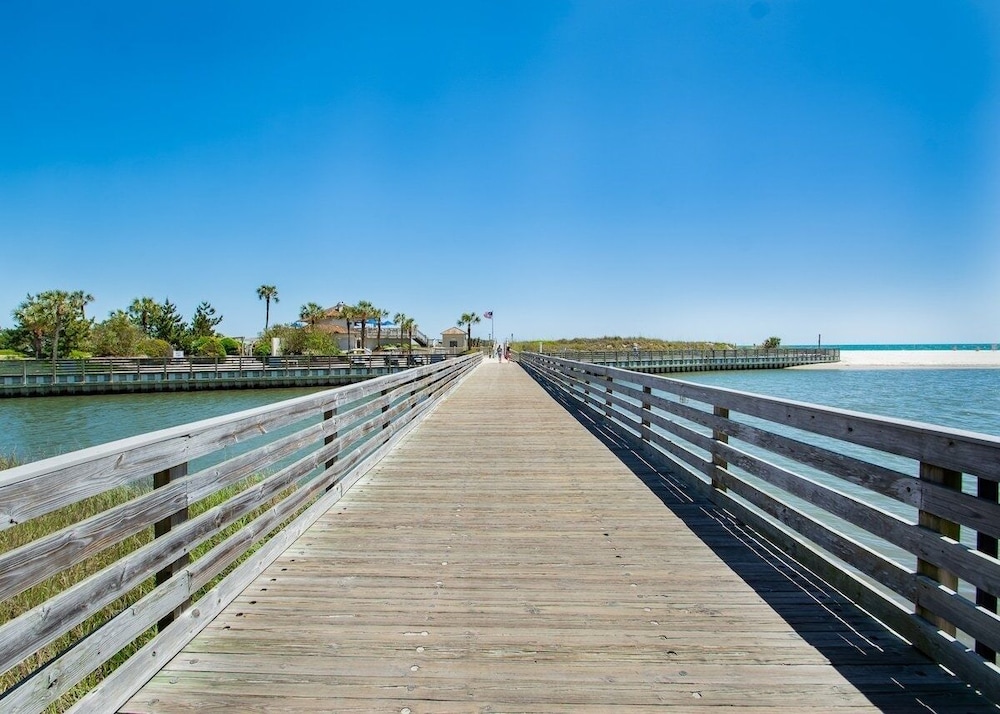 Ocean Creek North Tower F11 2 Bedroom Condo