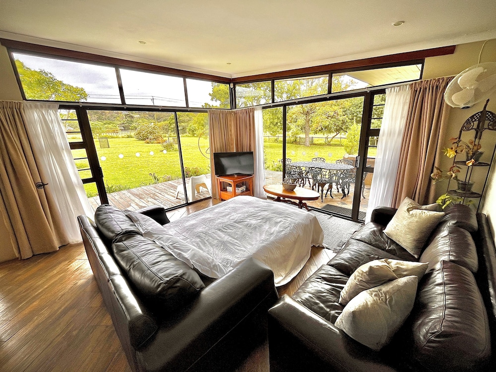 Sandpebbles Estate