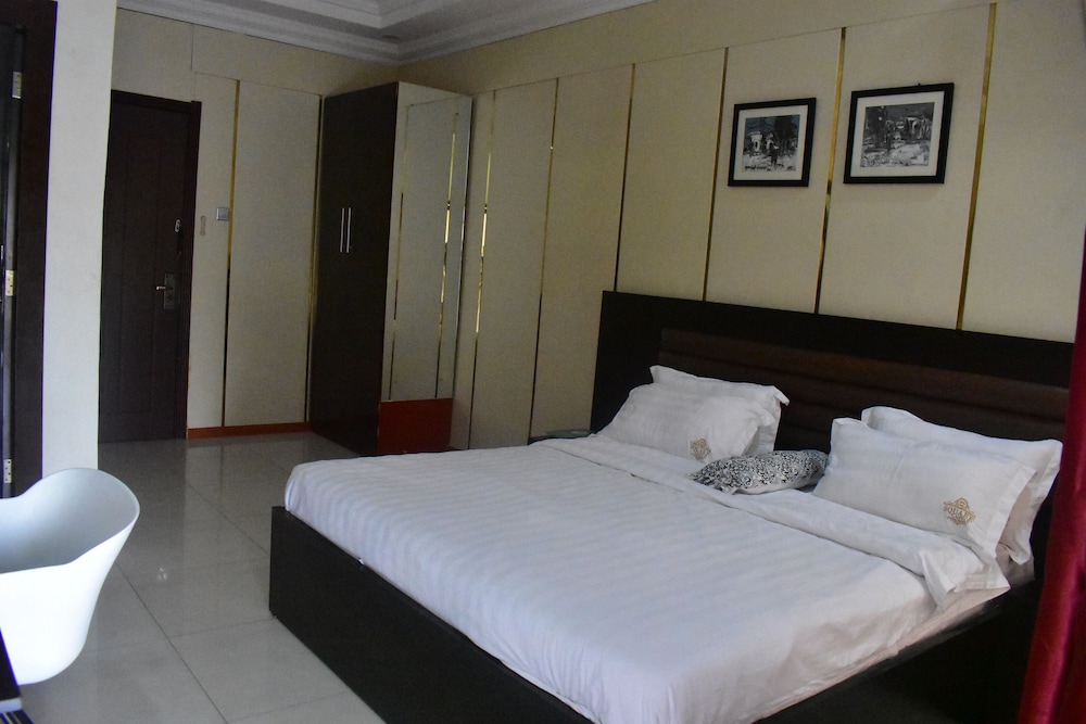 Lagos Vacations - Square Castle Residence - Property Image 1