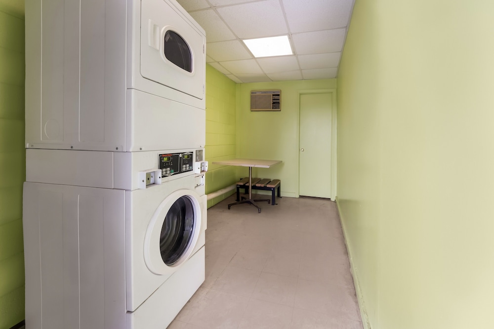 Atlanta Vacations - SureStay Hotel by Best Western Columbus Downtown - Property Image 1