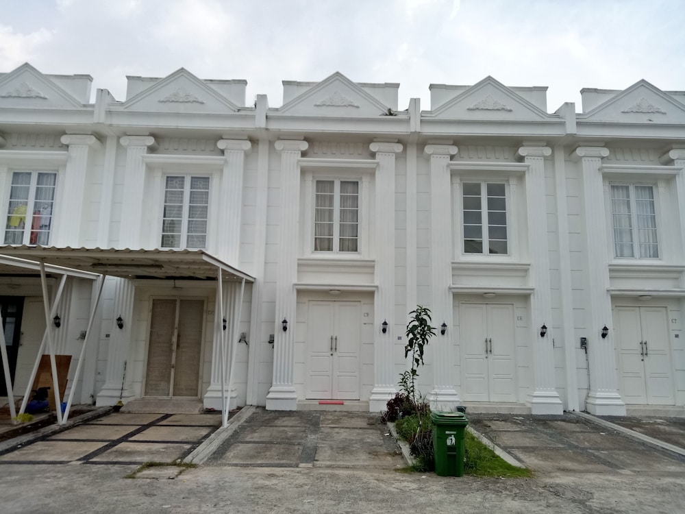 T-Rooms Homestay